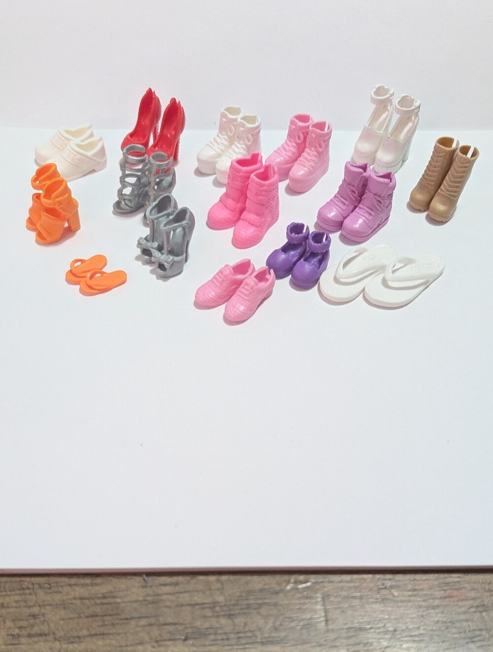 Barbie Shoes And Boots Lot Of 15 Pairs *BIN